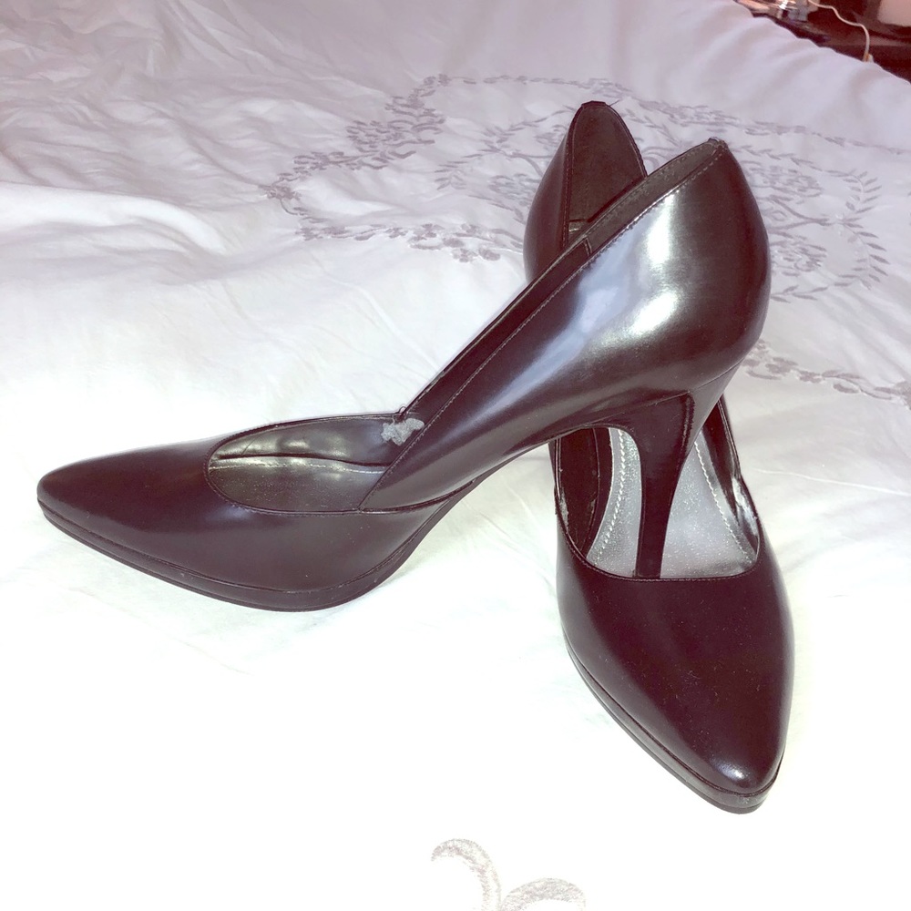 Alfani black pumps